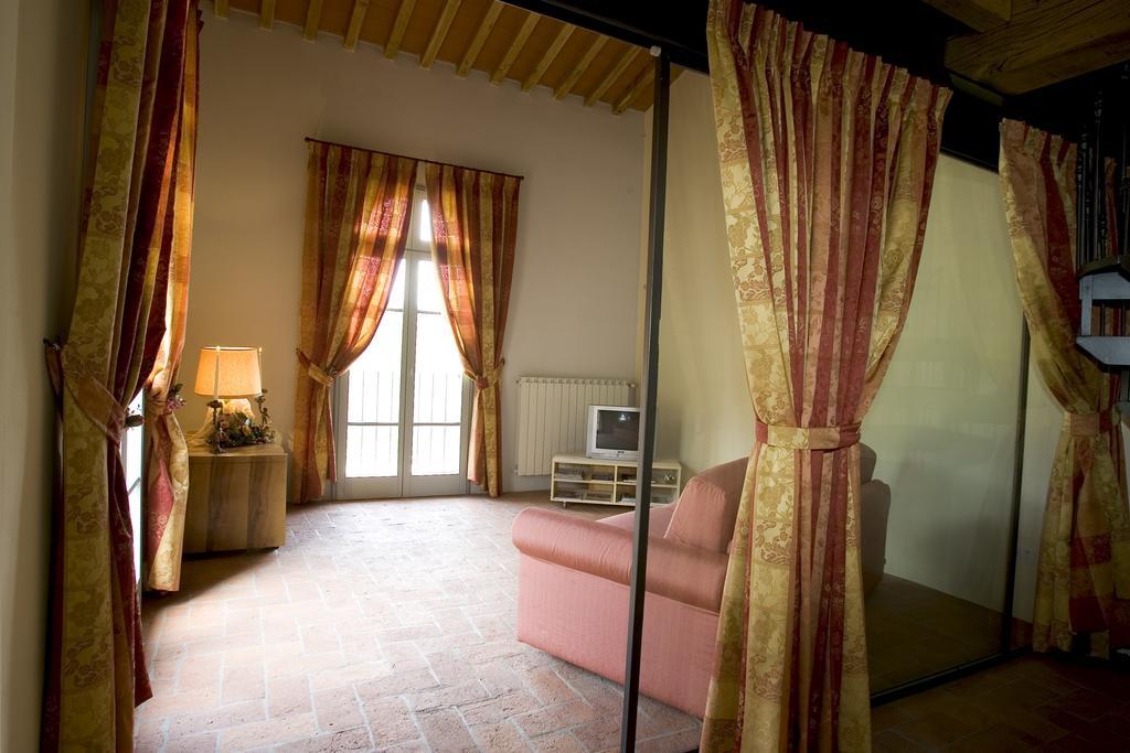 Agriturismo Rimaggiori Relaxing Country Home And Typical Italian Restaurant Barberino di Mugello Exterior photo